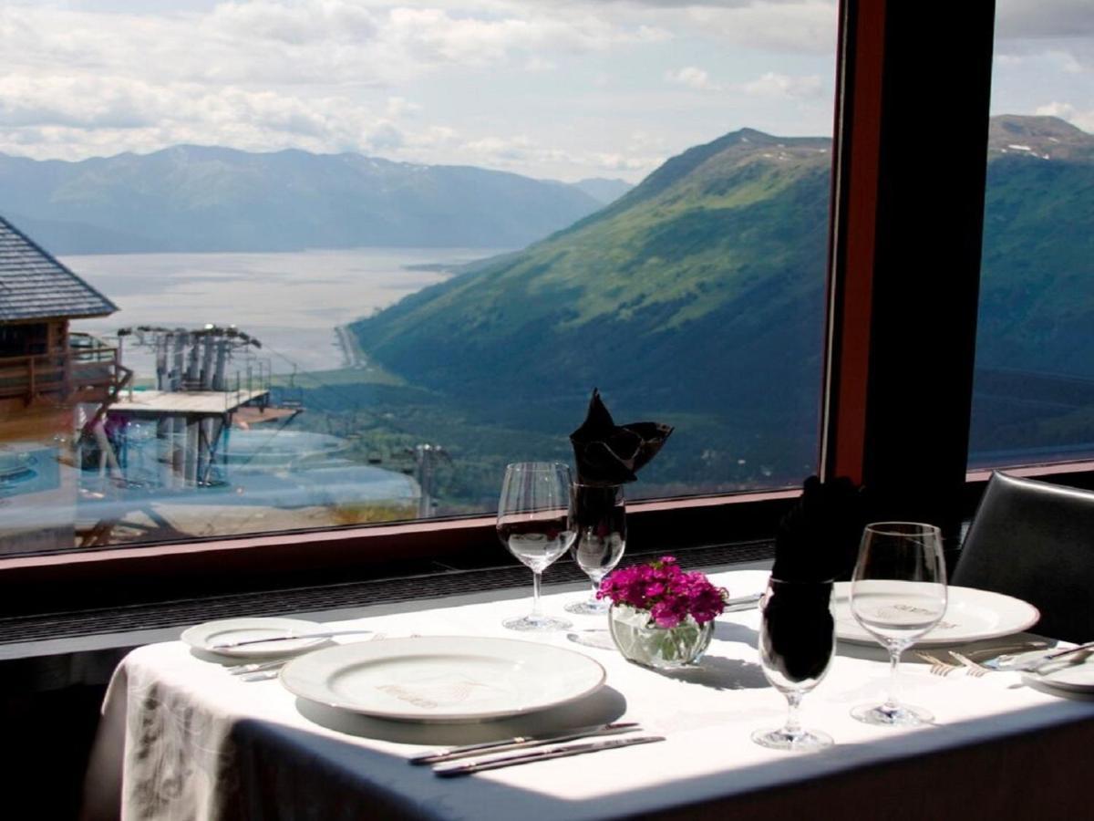 Carriage House Accommodations Girdwood Exterior photo
